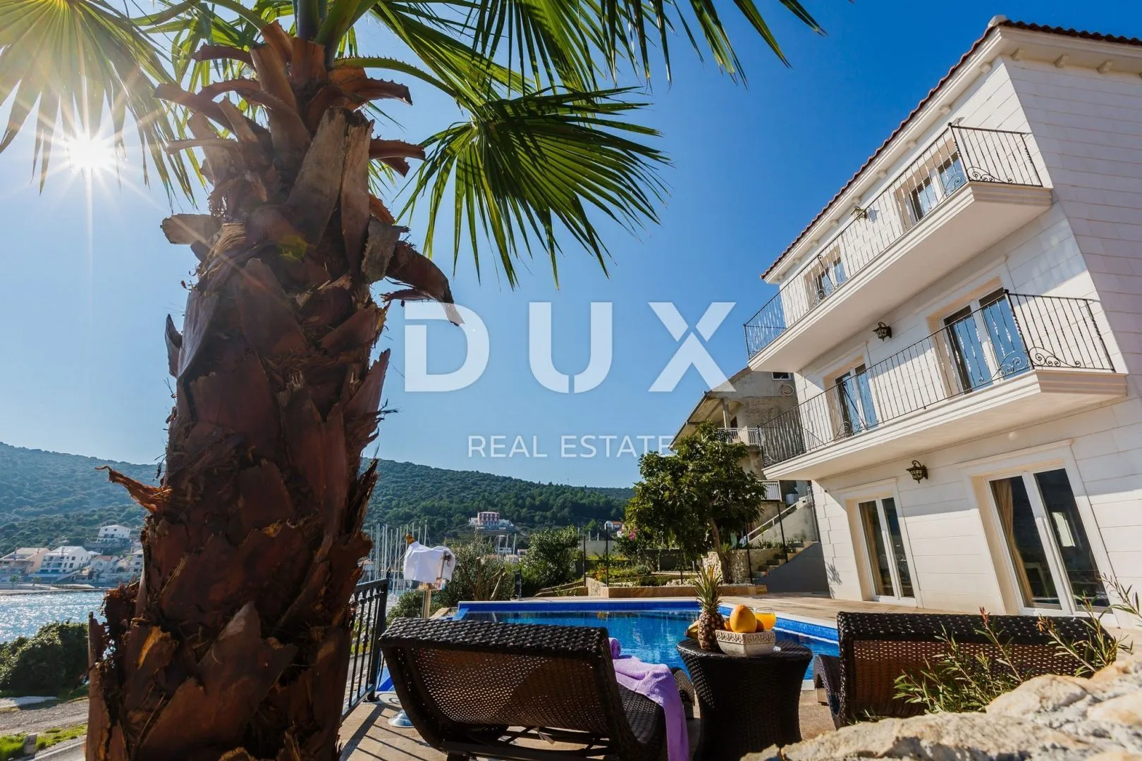 trogir, marina - prekrasna luksuzna vila pokraj mora - slika 2