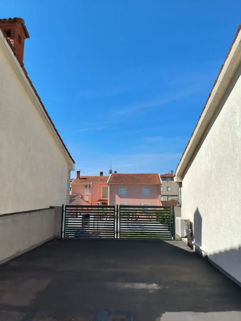 istra, valbandon - dvije renovirane kuće! - slika 35
