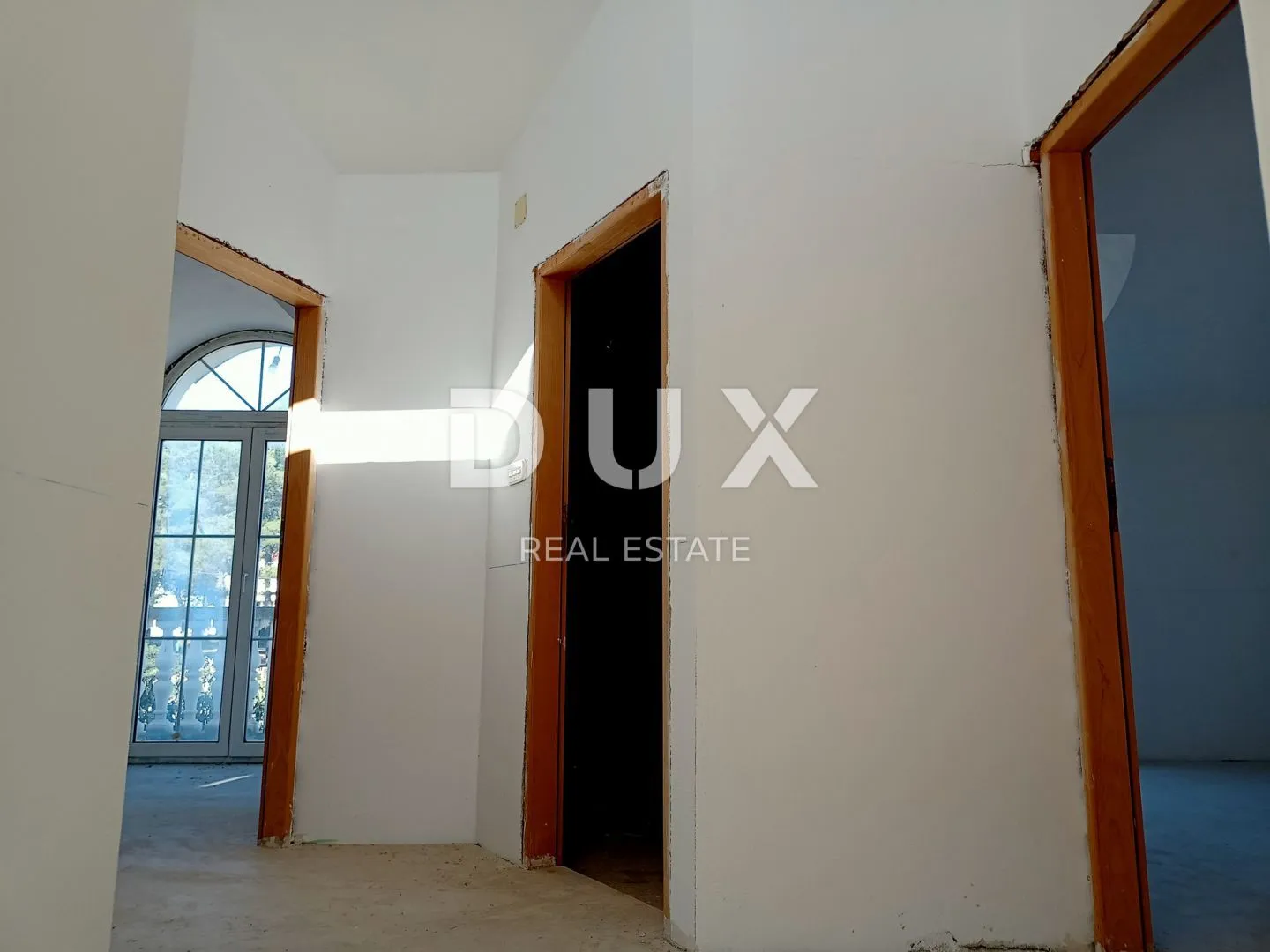 pakoštane - prostrana katnica s tri apartmana - slika 18