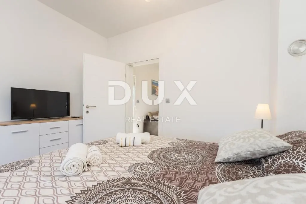 zadar, privlaka - vila s bazenom 200 metara od mora - slika 20