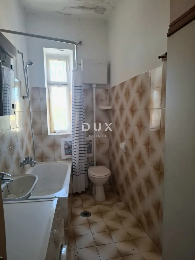 istra, rovinj – stan s očaravajućim pogledom na more. prilika! - slika 6