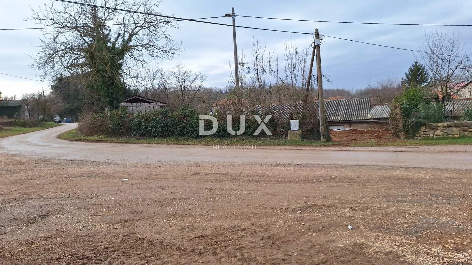 istra,gračišće - zemljište u centru naselja - slika 3