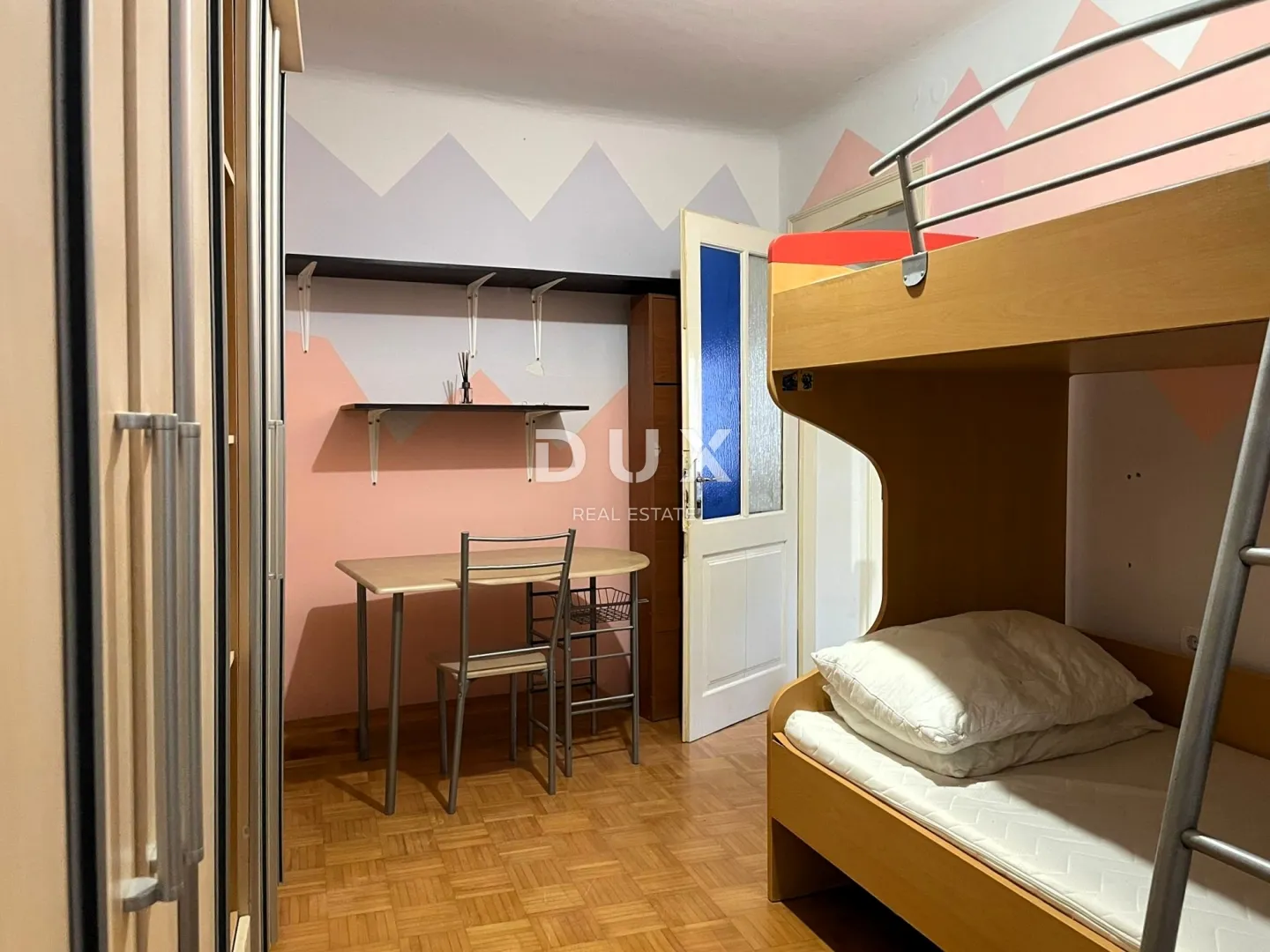 otok krk, grad krk - rijetkost na tržištu! povijesna kuća u samom centru grada - slika 8