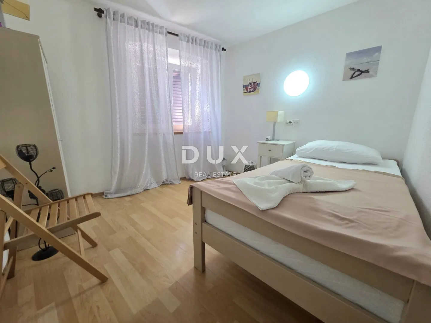 istra, pula - prodaja 2ss + db potpuno renoviran stan u centru grada - slika 13
