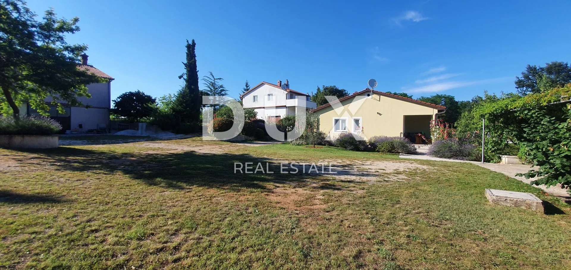 istra, žminj - imanje sa 3 samostojeće kuće - slika 70