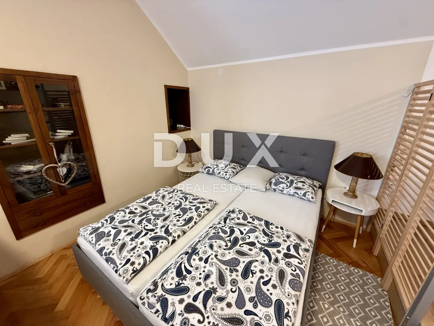 zagreb, centar - dvoetažni stan s tri apartmana i odličnim prihodima! - slika 28
