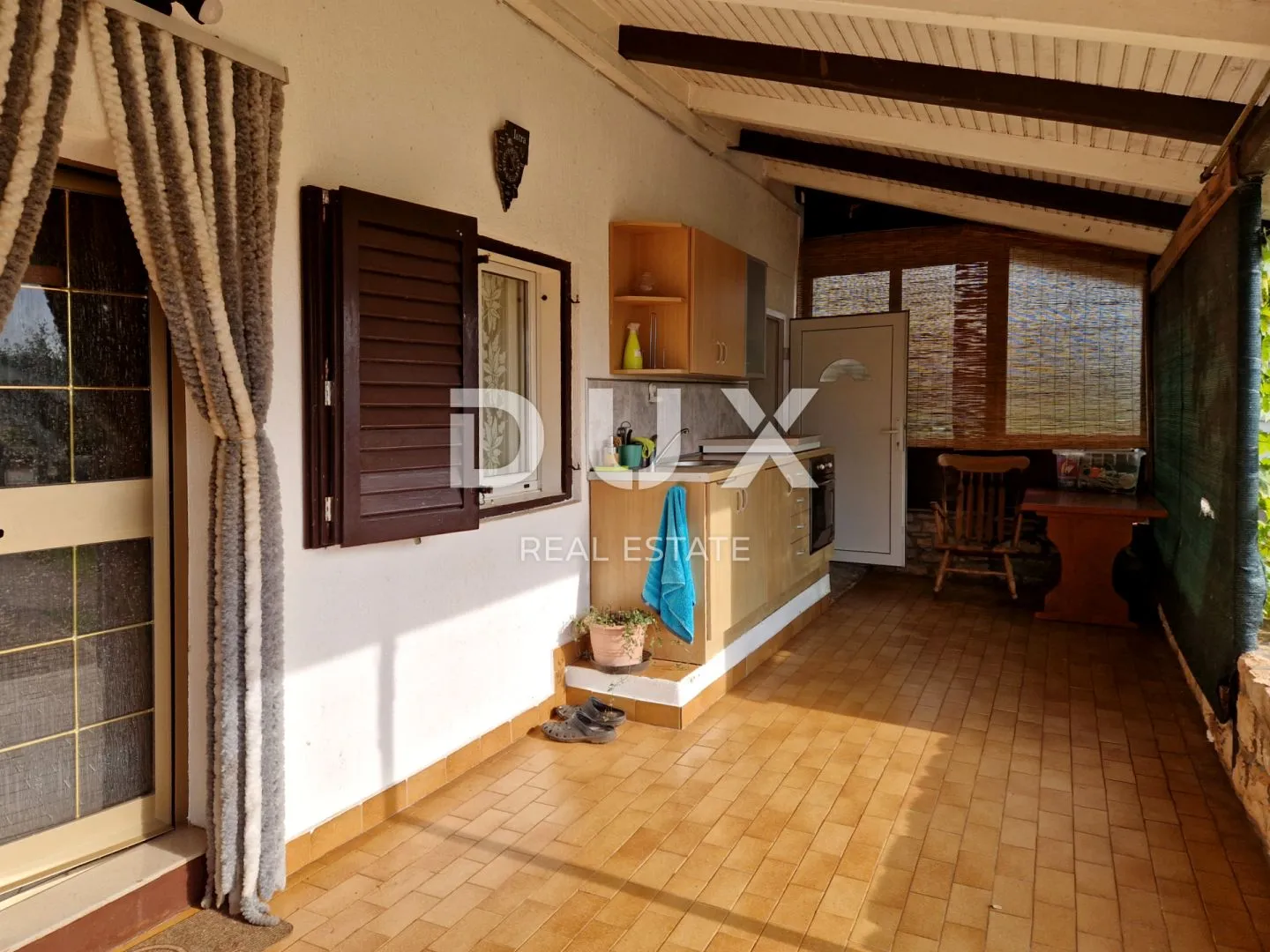 istra, novigrad - prostrana kuća u blizini mora - slika 37