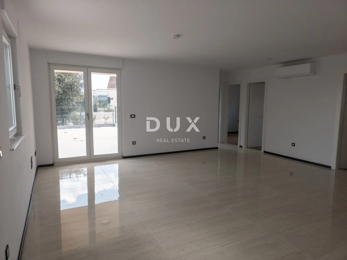 pakoštane, prizemni trosobni stan, 85 m², u novogradnji - slika 2