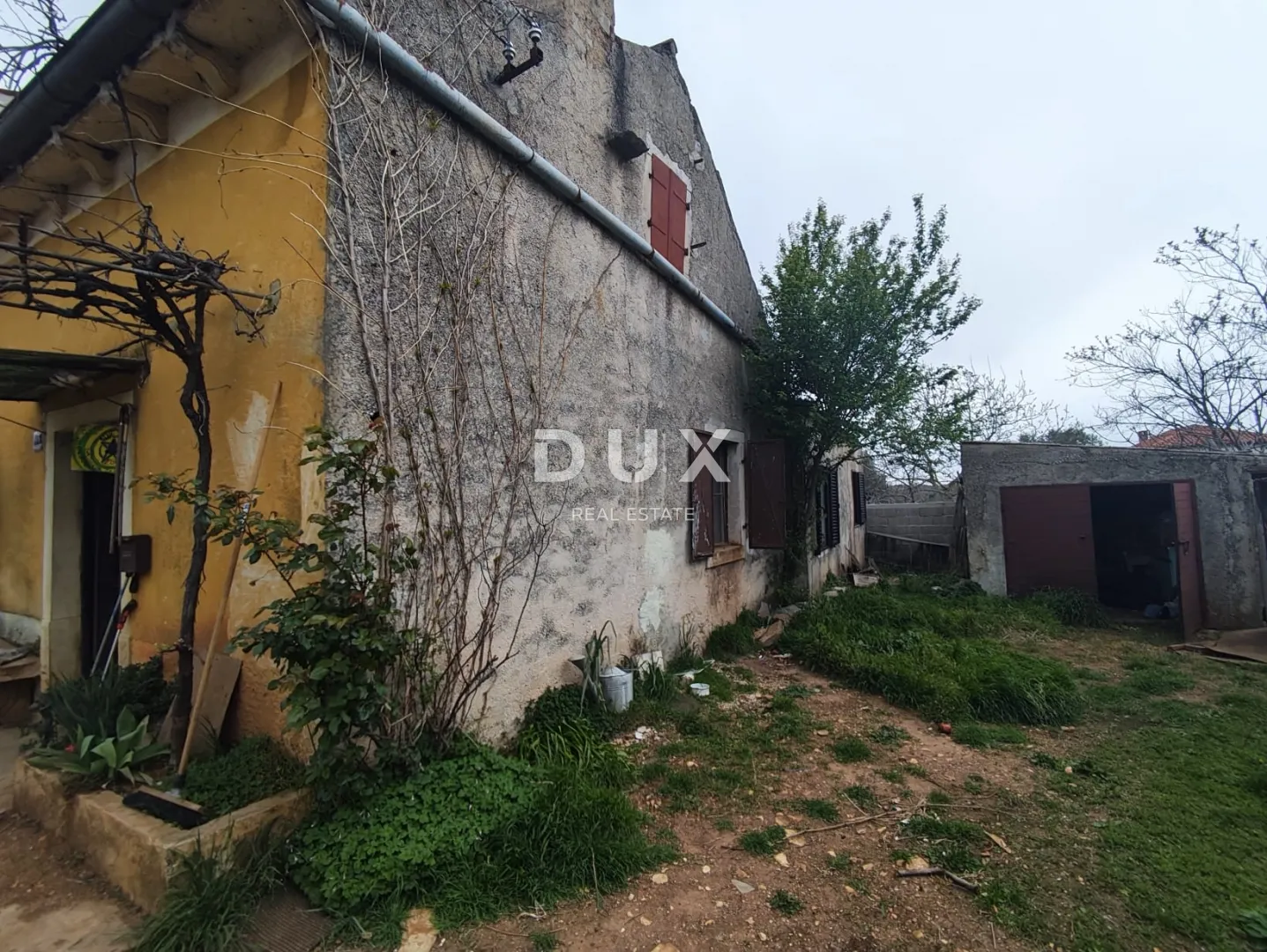 istra, peruški - kamena kuća za adaptaciju - slika 34