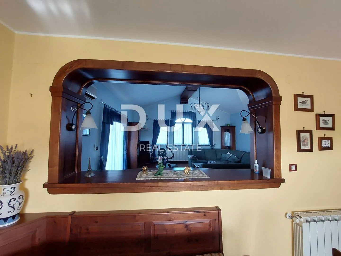 istra, umag - poslovni objekt sa stanom - slika 25