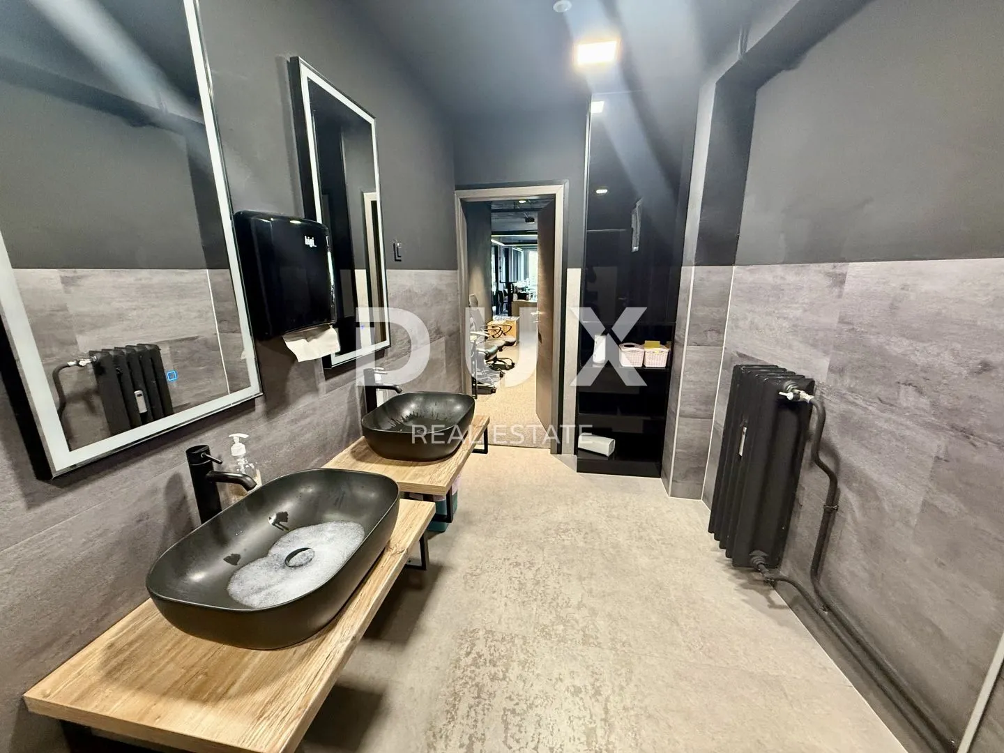rijeka, centar - poslovni prostor, 275 m2, uređeno, 2. kat! - slika 13