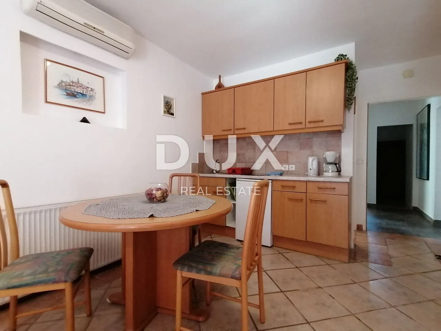istra, rovinj apartmanska kuća na samo 40m od mora! - slika 26
