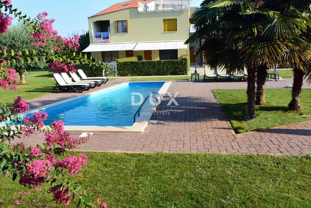 istra, poreč - luksuzni dvoetažni stan s pogledom - slika 2