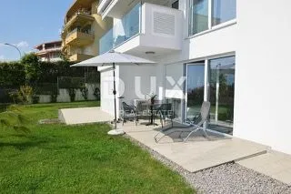 rijeka, marčeljeva draga, kantrida- prekrasan stan 60m2 s pogledom na more + okoliš - slika 12