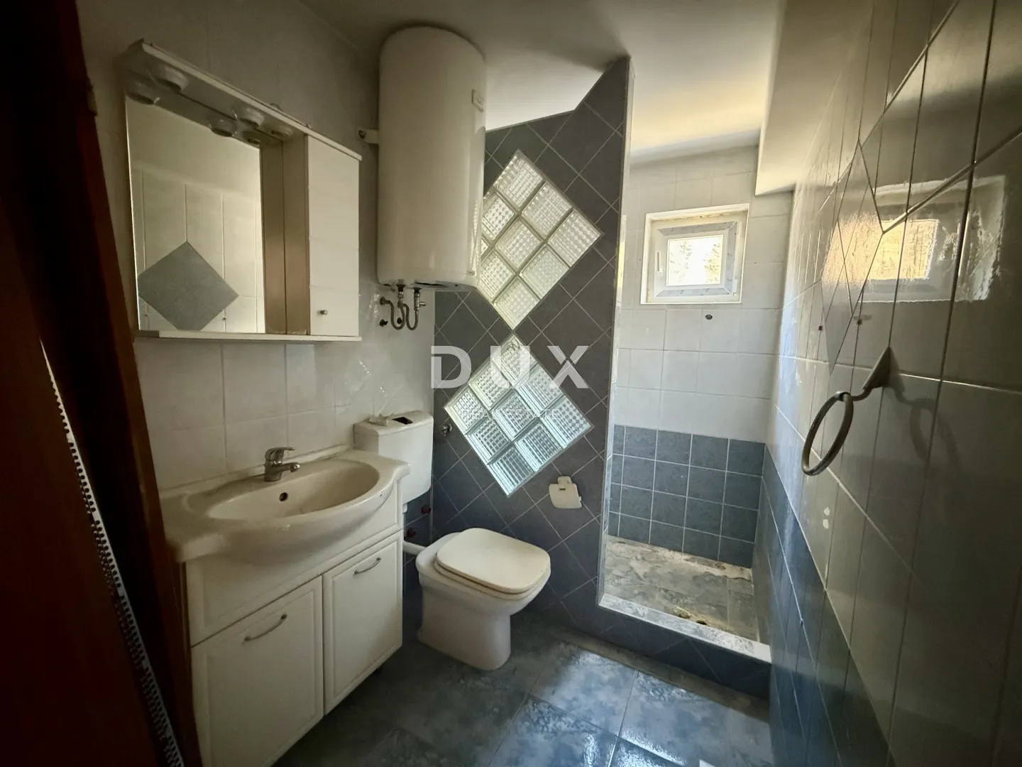 otok krk, njivice, 4-sobni, 66 m2, blizina mora - slika 7