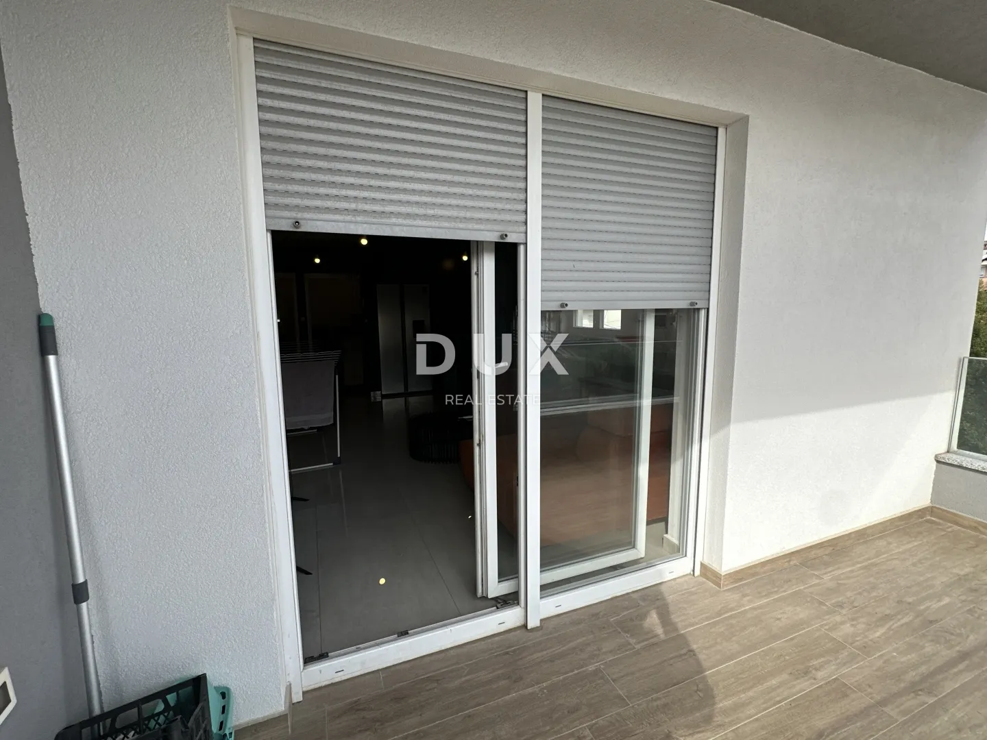 zadar, bili brig - stan (2s+db) s krovnom terasom! - slika 24