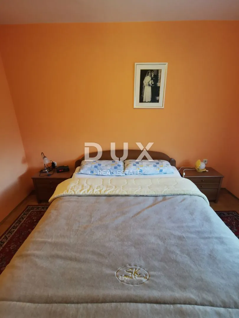 malinska (okolica) - samostojeća kuća sa dva stana + podrum - slika 8
