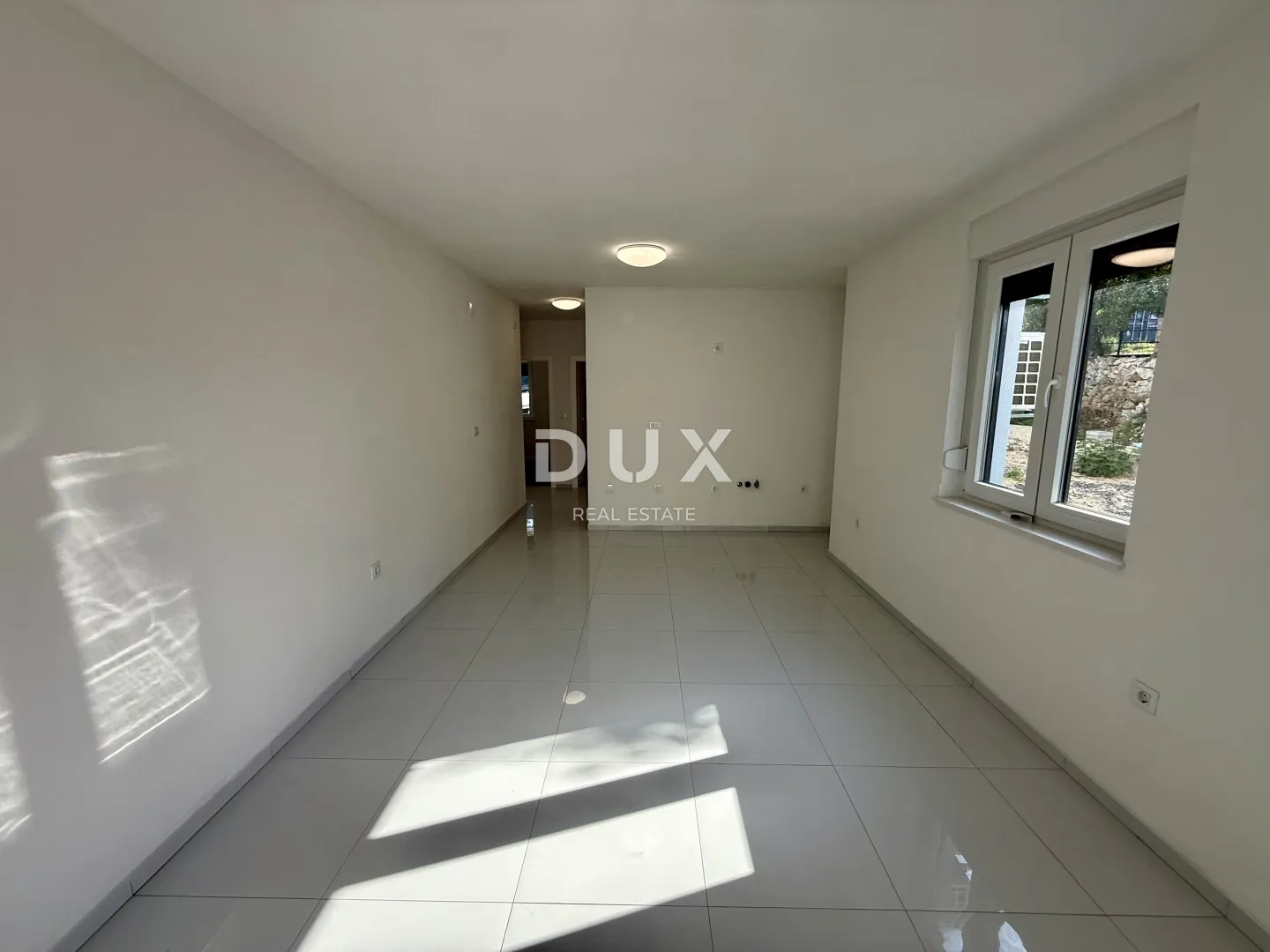 novi vinodolski, dvosobni apartman, 67 m2, novogradnja, okućnica - slika 5