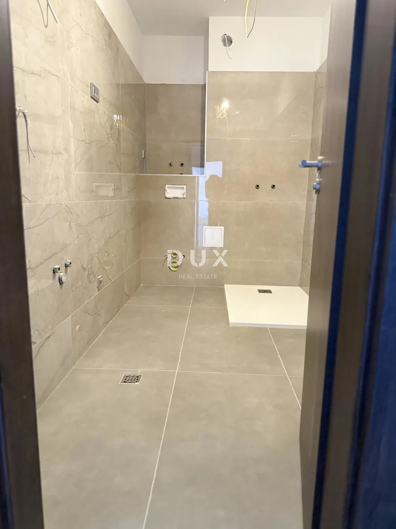 zadar, branimir – renoviran dvosoban stan s pogledom na stari grad! - slika 9