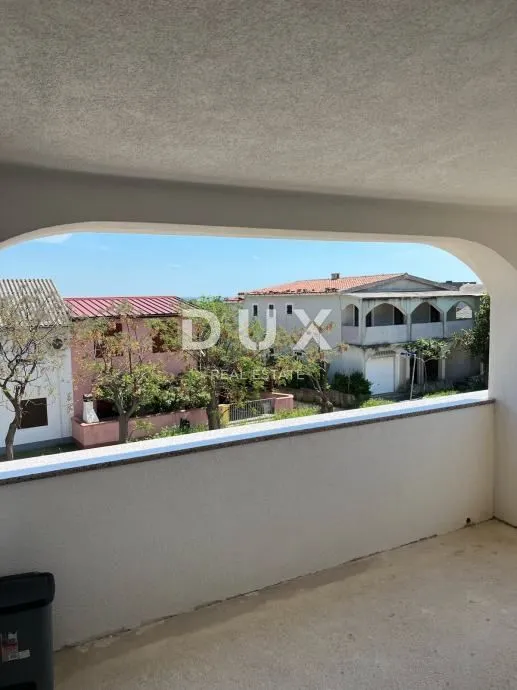 otok vir - apartmanska kuća sa 3 stambene jedinice - slika 12