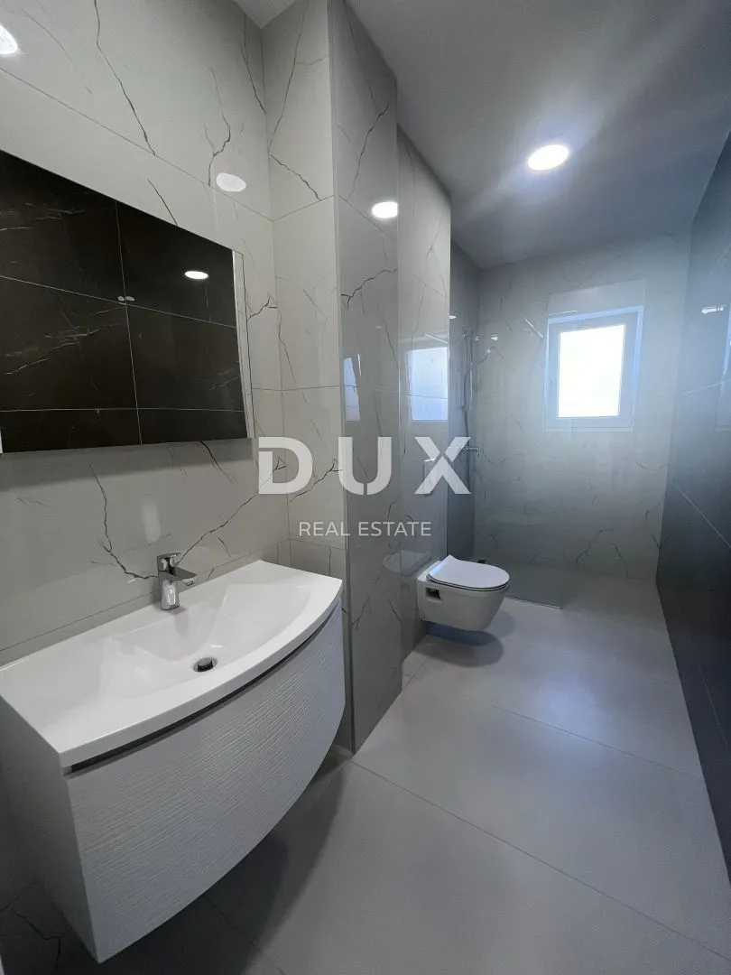 šibenik, vodice - predivan penthouse u novogradnji 1. red do mora - slika 11