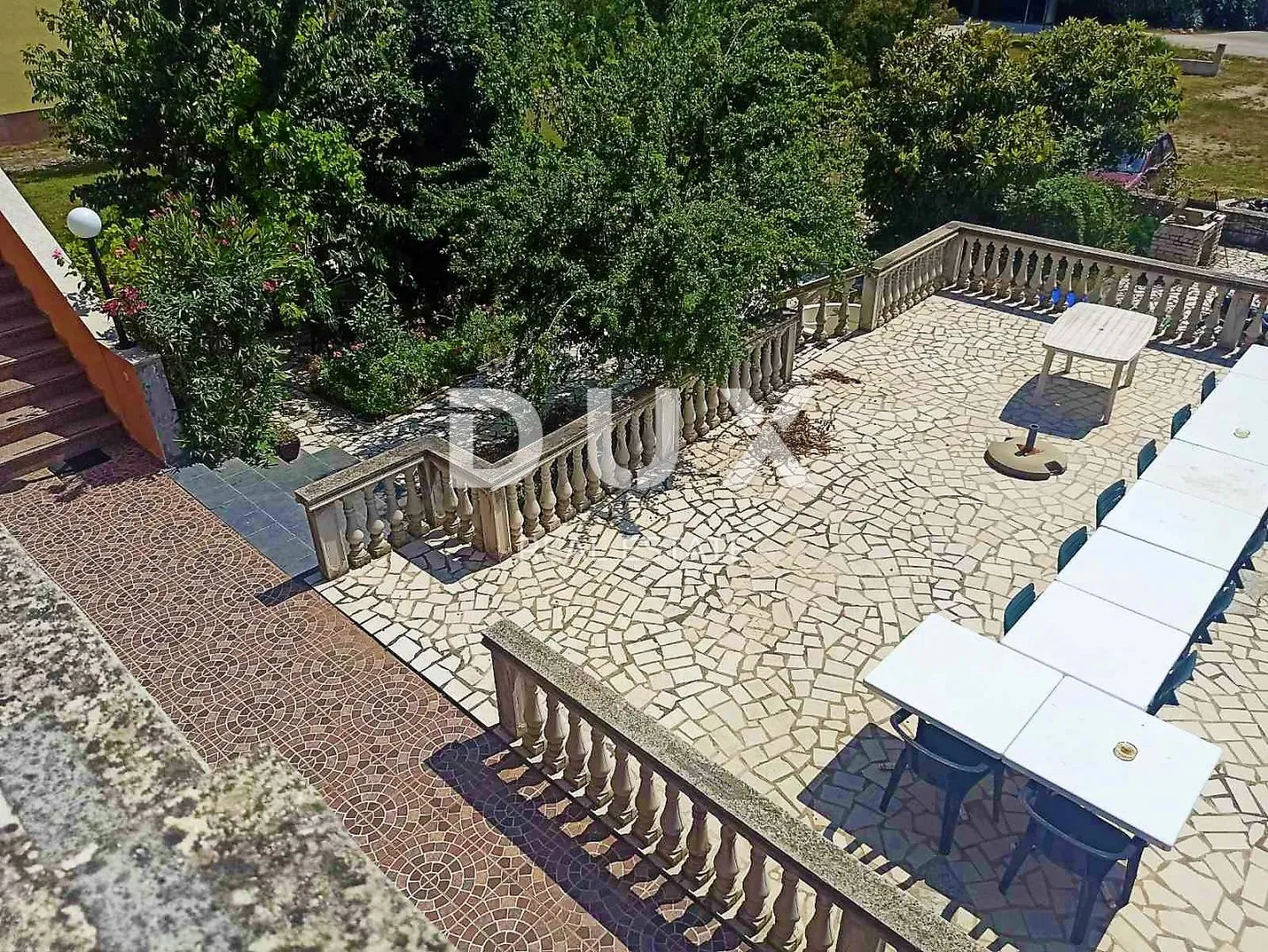 istra, medulin - atraktivna samostojeća kuća 200 m od mora! - slika 6