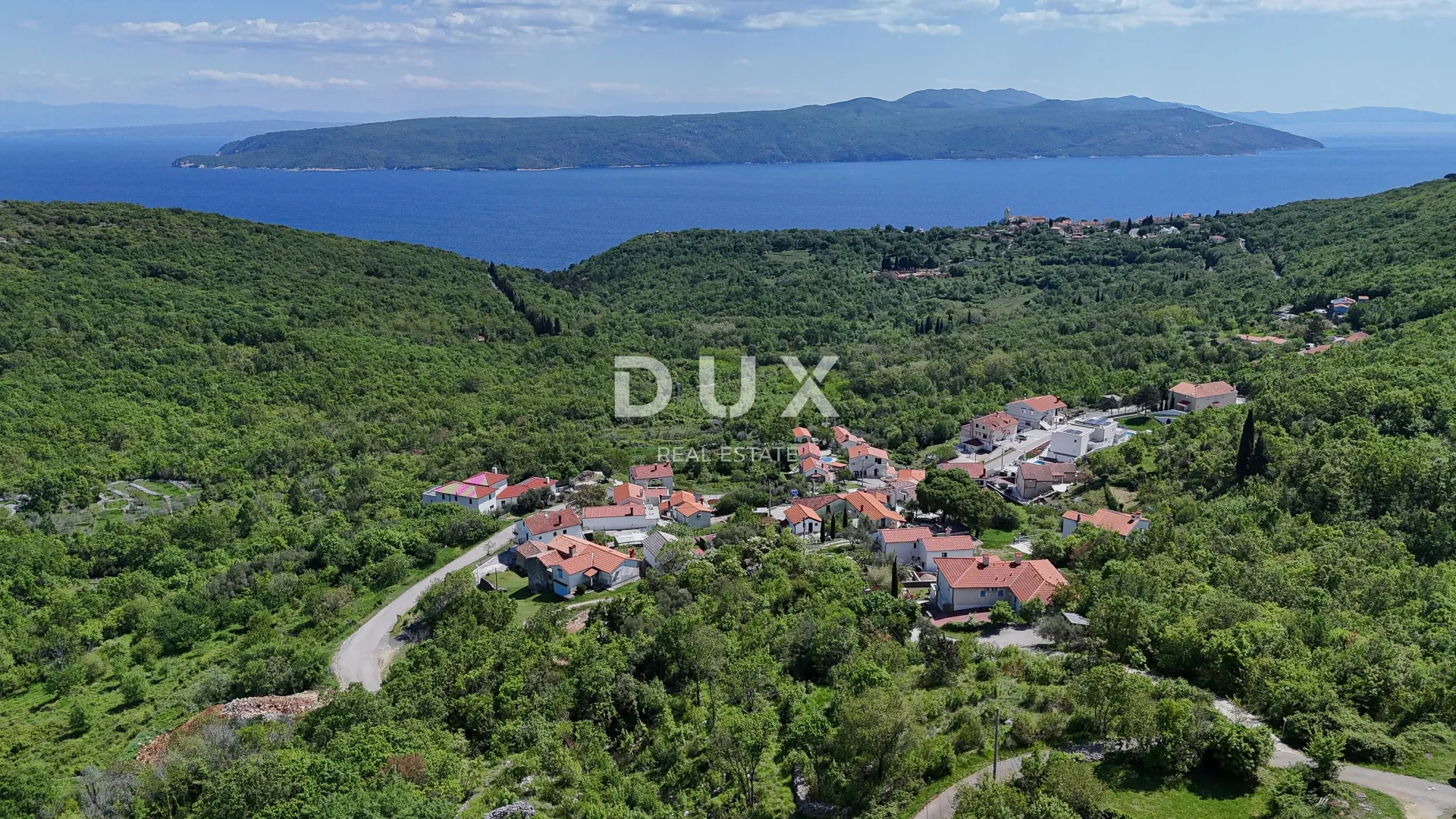 OPATIJA, BRSEČ (okolica) - Građevinsko zemljište 1173 m2 s projektnom dokumentacijom i fantastičnim pogledom na more! - Brseč, Mošćenička Draga