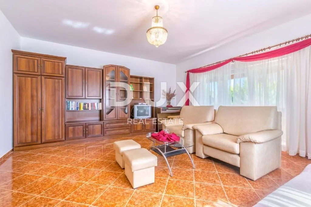 istra, ližnjan - prizemnica s uređenom okućnicom - slika 9