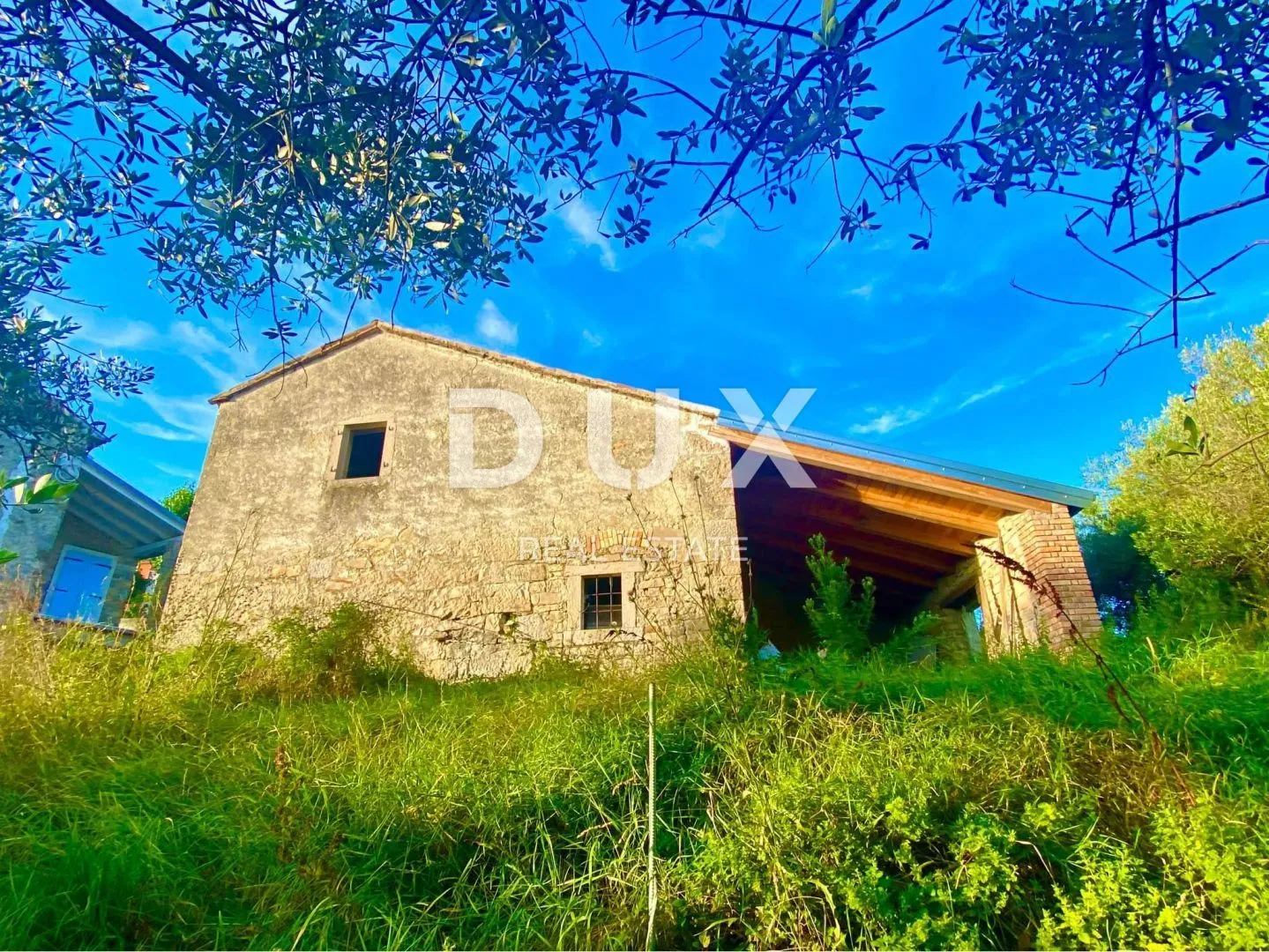 istra, draguć - kuća s velikom okućnicom! prilika! - slika 10