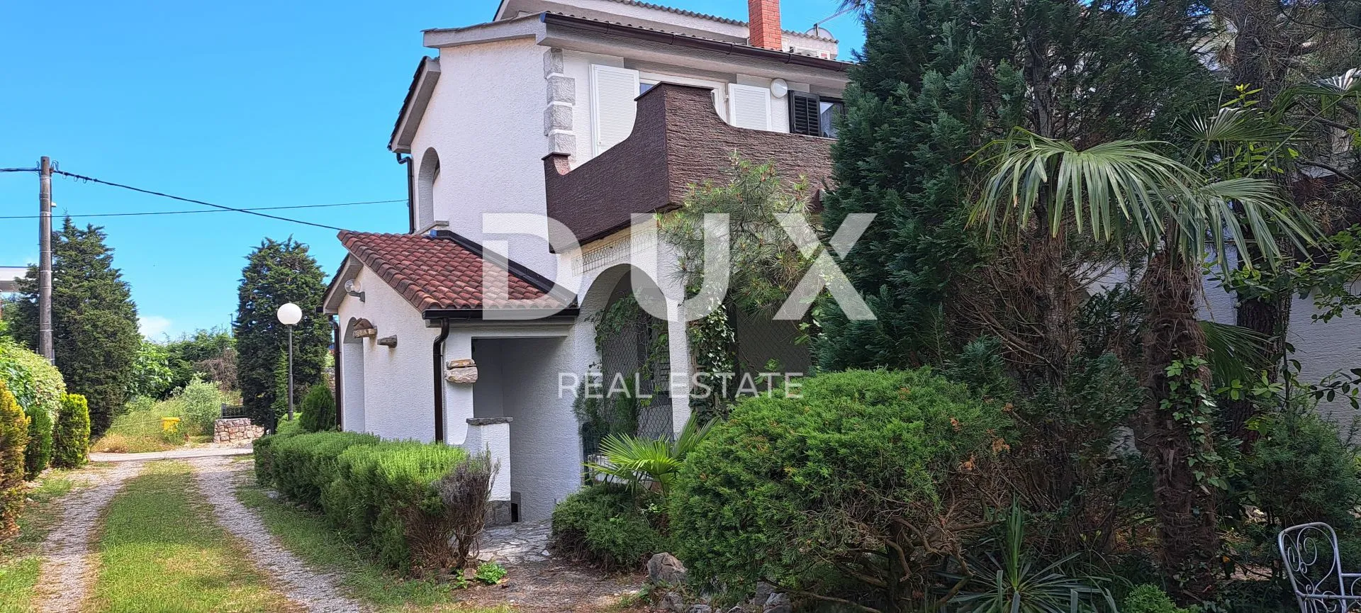 otok krk, linardići - lijepa kuća s pet apartmana - slika 2