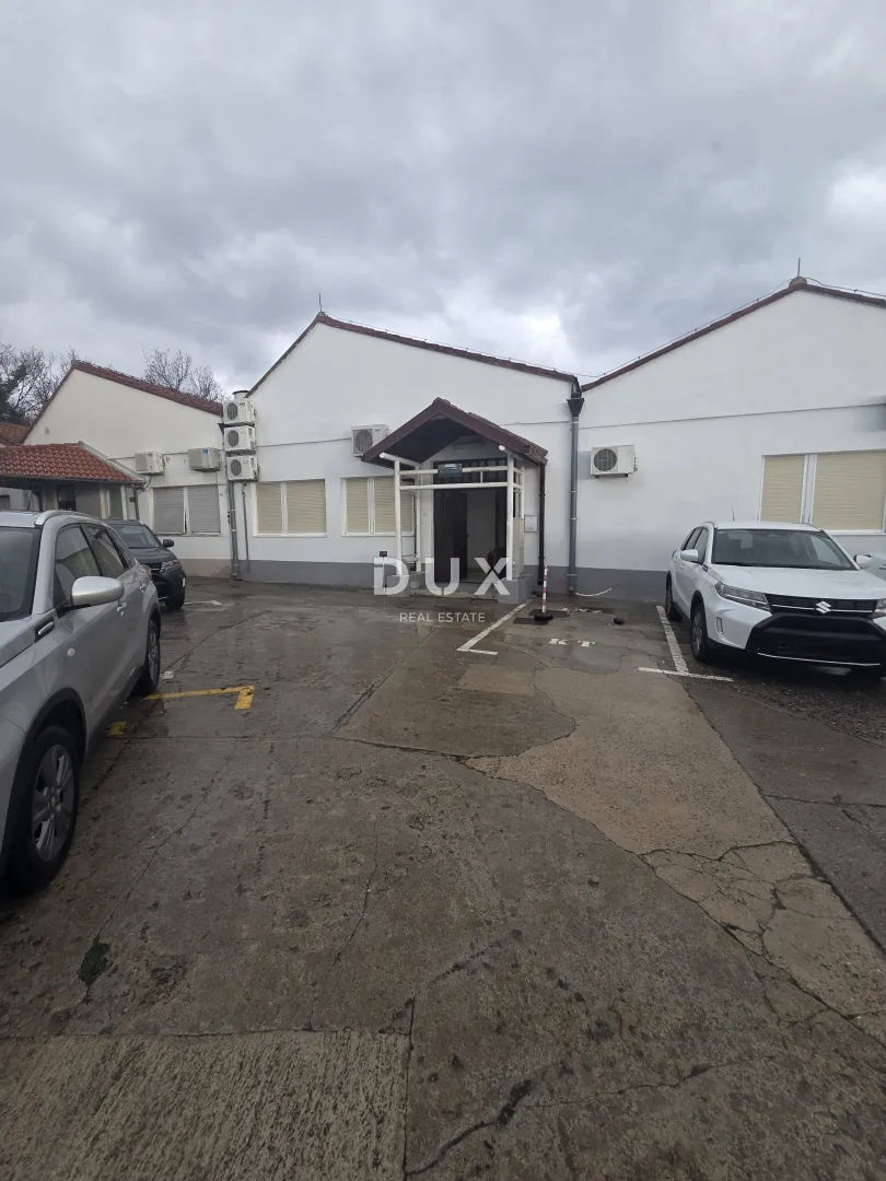 KOSTRENA, URINJ- poslovna zgrada/ prostor za razne djelatnosti 428m2 + parking/dvorište 428m2 - Urinj, Kostrena