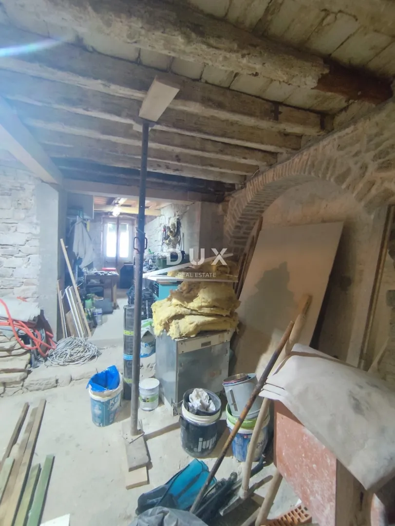 šibenik, riva - autentičan stan u kamenoj kući s pogledom na more - slika 15