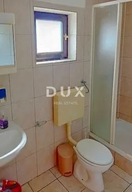otok krk, vrbnik- kuća s dva apartmana - slika 8