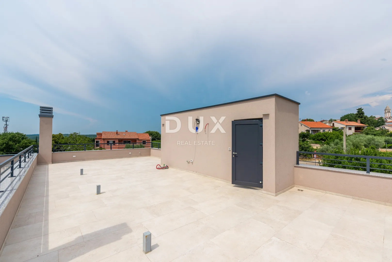 istra, poreč - vrhunska kuća s bazenom - slika 12