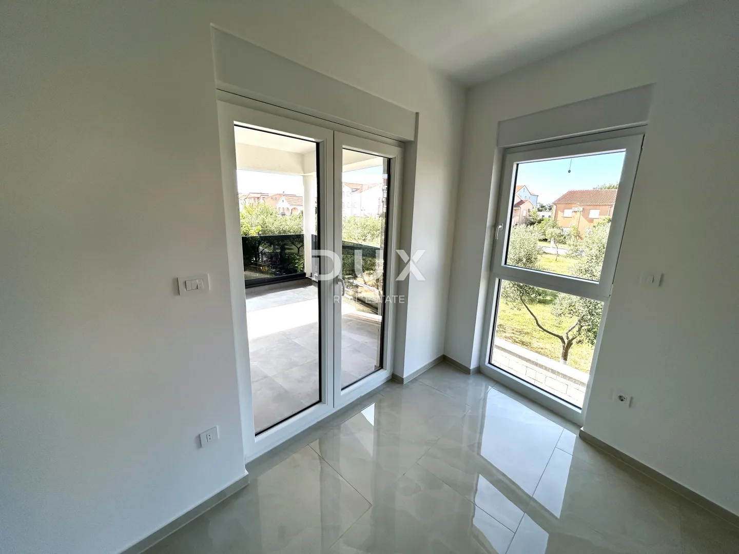 šibenik, vodice – dvosoban stan s 2 velike terase (25 m²), novogradnja - slika 7