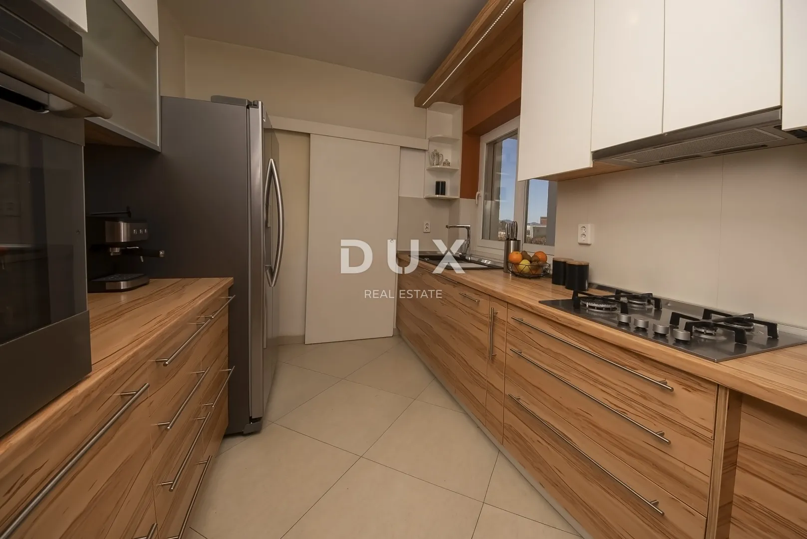 dubrava kod šibenika, samostojeća kuća, 282 m² s bazenom - slika 8