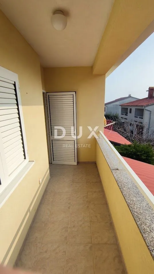 otok krk, baška - dvojna kuća sa dva apartmana - slika 9