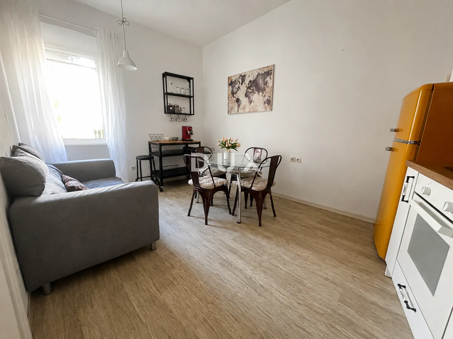 šibenik, centar – uređen stan 66,80 m², 240 m od mora, investicijski potencijal - slika 24