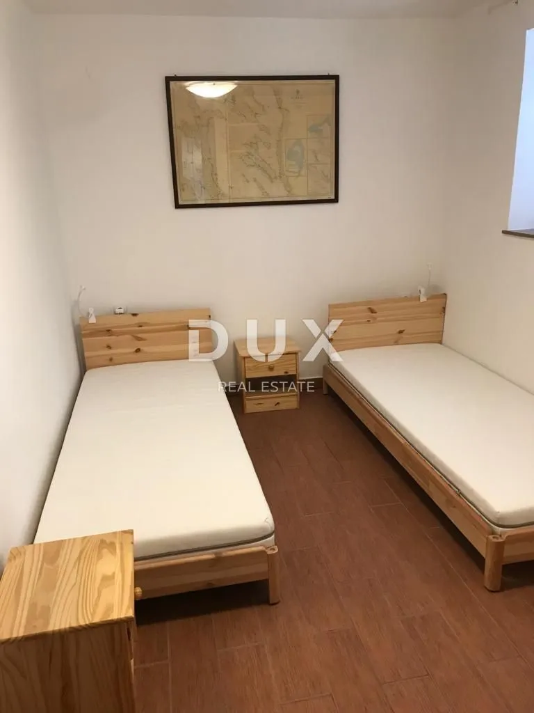 otok krk, grad krk - kuća sa 2 apartmana 100 m od mora - slika 13