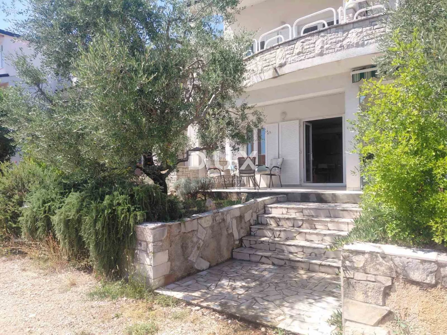 istra, duga uvala - prilika: stan 75m2 u prizemlju s terasom udaljen samo 520m od mora - slika 4