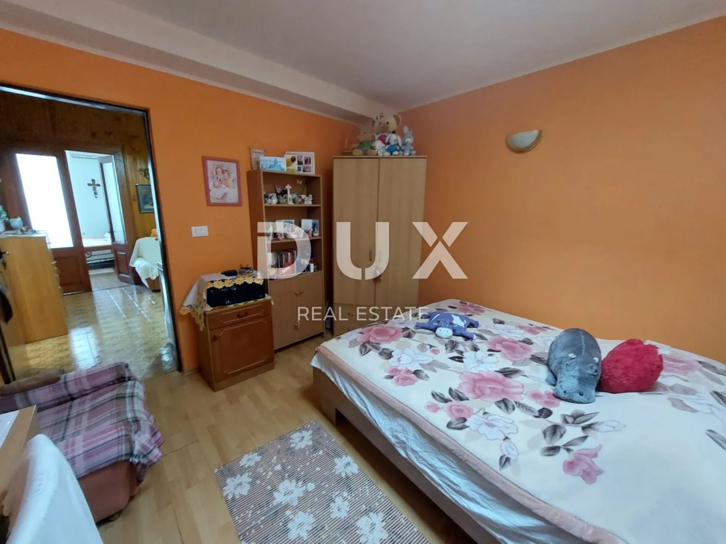 istra, buje - kuća s restoranom u centru buja, pogled na more - slika 7