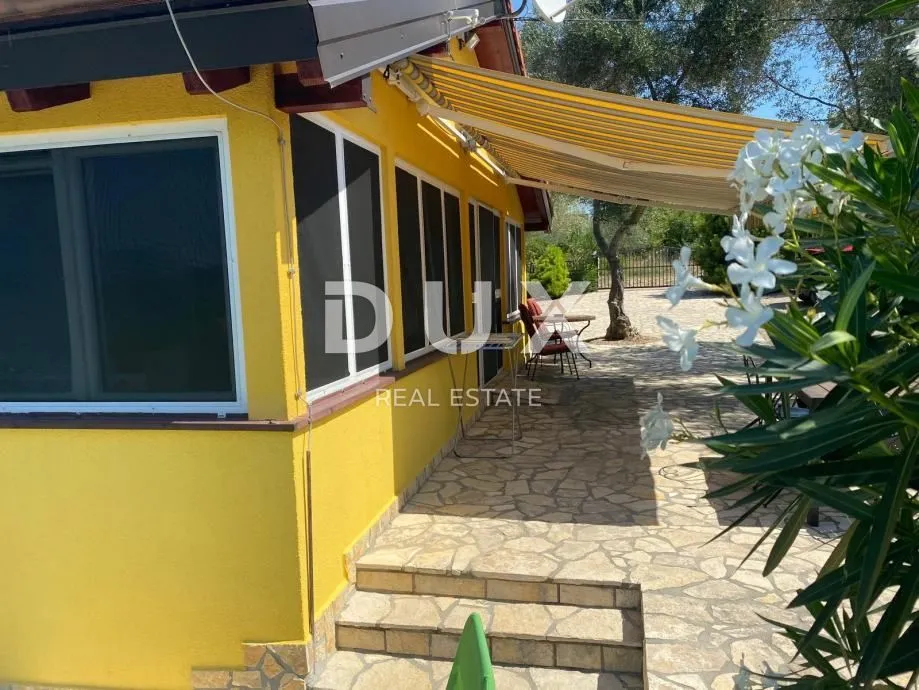 otok krk, šotovento - samostojeća kuća s bazenom i 700 m2 okućnice - slika 22