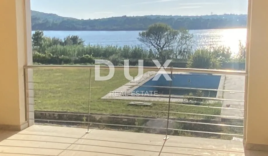 istra, medulin - kuća prvi red do mora, jedinstvena nekretnina! - slika 5