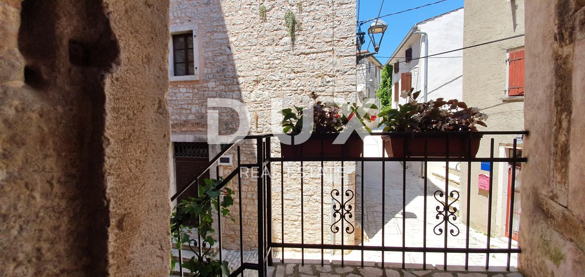 istra, bale - kamena bajka u srcu grada, 5 apartmana i poslovni prostor - slika 15