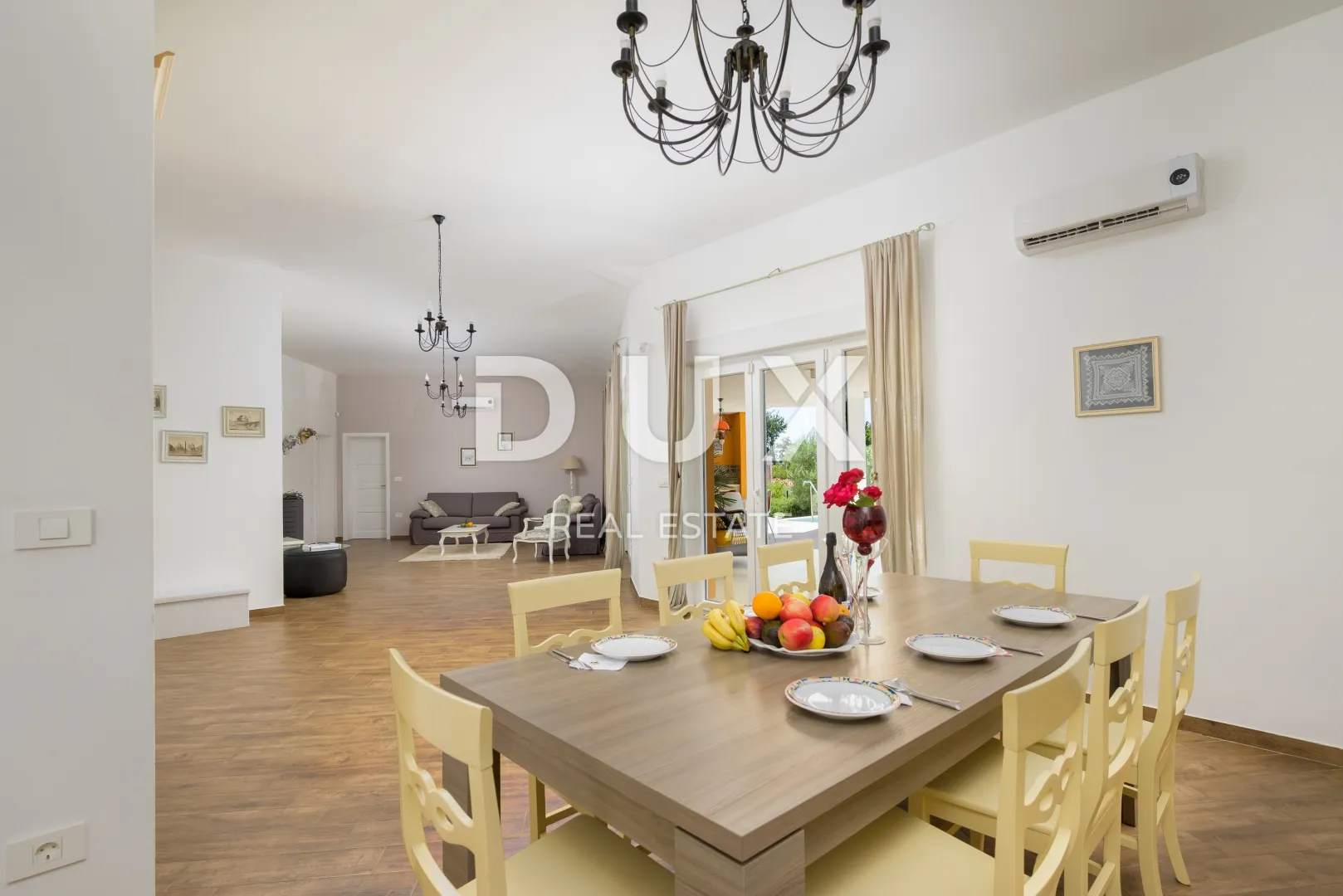 istra, svetvinčenat - moderna vila na odličnoj lokaciji - slika 18