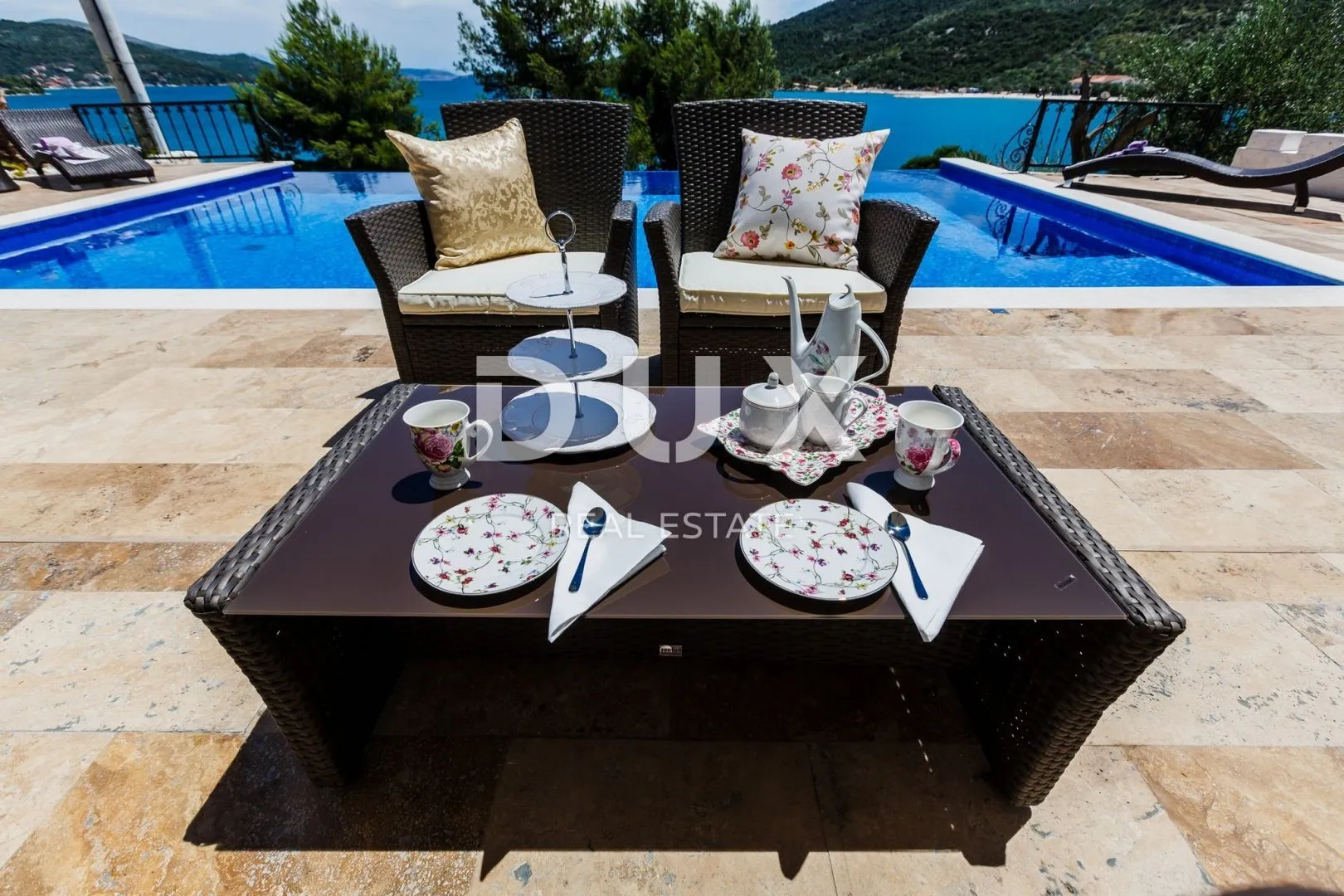 trogir, marina - prekrasna luksuzna vila pokraj mora - slika 11