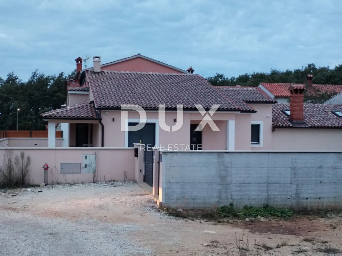 istra, svetvinčenat- prizemnica sa bazenom! - slika 49