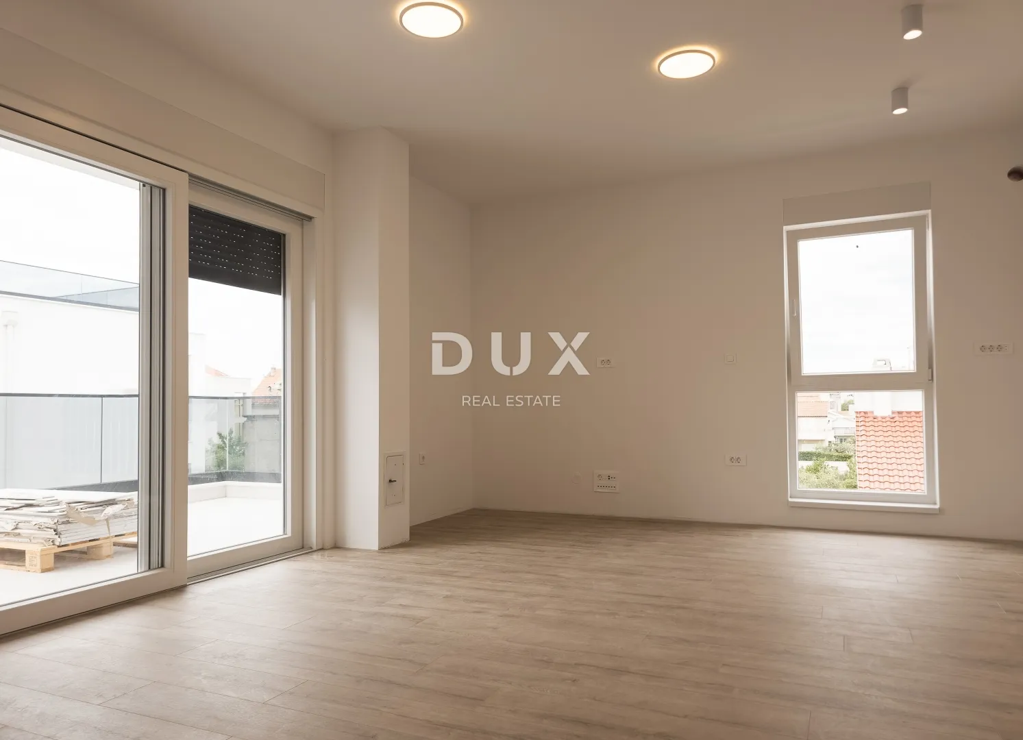 vodice, stablinac, penthouse s krovnom terasom, 112 m² - slika 3