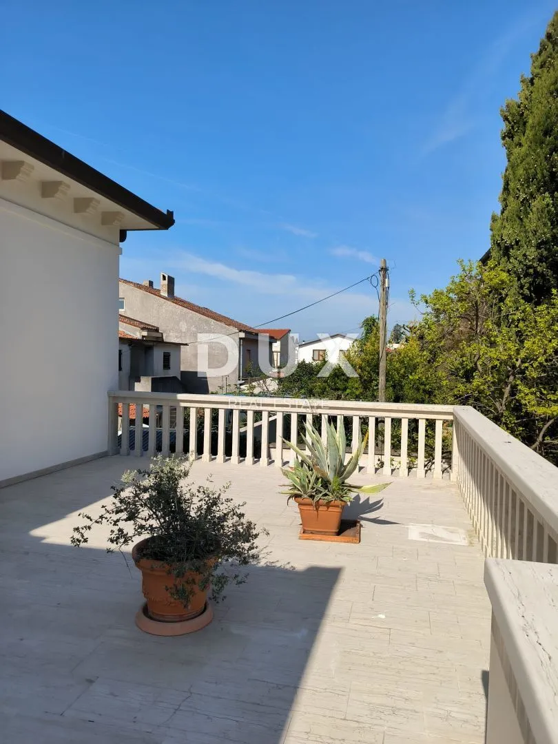 istra, umag - raskošna vila prvi red do mora! - slika 15