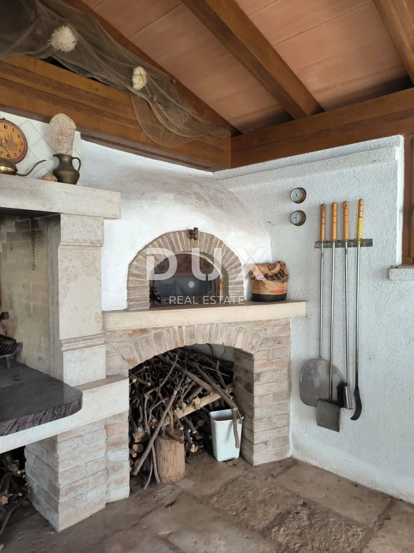 istra, umag - raskošna vila prvi red do mora! - slika 116